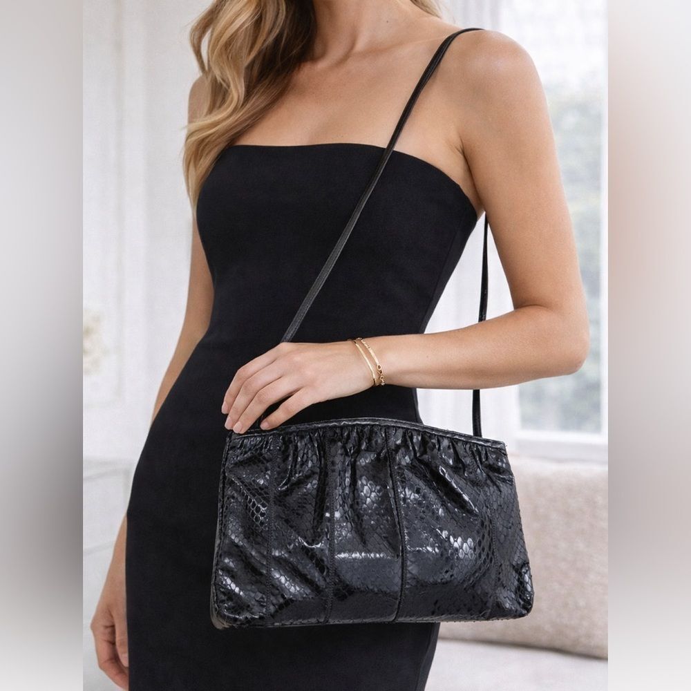 Palizzio Black Snakeskin Embossed Clutch Shoulder Bag Convertible Purse Vintage